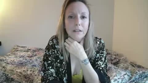 Snapshot of alice8363 chatting on December 2024 02:55:01 PM Alice online show from December 2024 02:55:01 PM