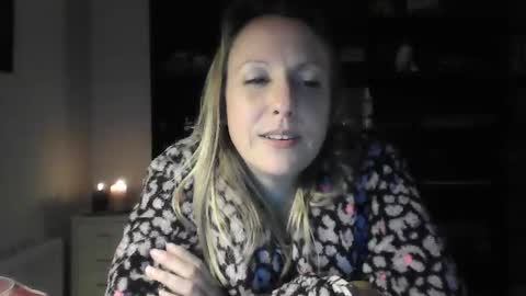 Snapshot of alice8363 chatting on December 2024 06:08:01 PM Alice online show from December 2024 06:08:01 PM