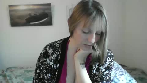Snapshot of alice8363 chatting on January 2025 09:34:01 AM Alice online show from January 2025 09:34:01 AM