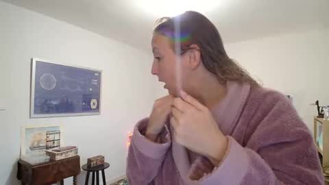 Snapshot of alice8363 chatting on November 2025 10:10:02 AM Alice online show from November 2025 10:10:02 AM