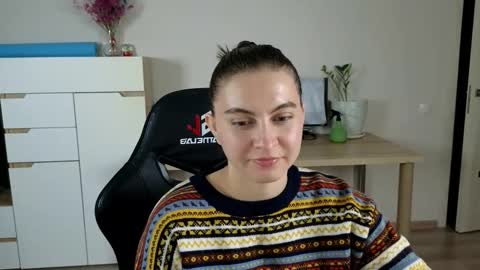 Alice online show from October 2025 05:11:02 PM