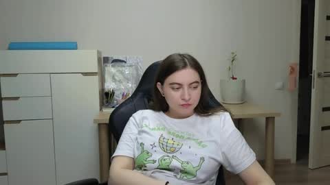 Alice online show from April 2026 06:58:01 PM