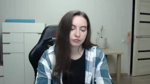 Alice online show from June 2026 07:27:02 PM
