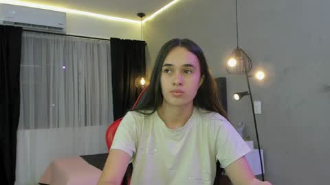 Alice Susan online show from May 2026 07:52:02 PM