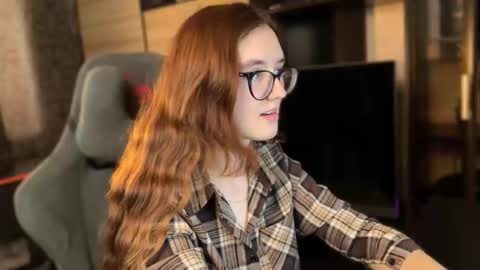 Snapshot of alice_alarcon chatting on October 2025 09:21:02 AM Hey Im Alice online show from October 2025 09:21:02 AM