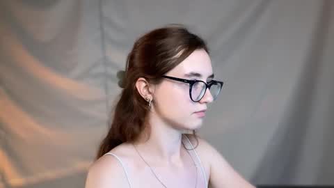 Snapshot of alice_alarcon chatting on November 2025 12:50:02 PM Hey Im Alice online show from November 2025 12:50:02 PM