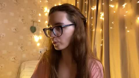 Snapshot of alice_alarcon chatting on November 2025 09:50:01 PM Hey Im Alice online show from November 2025 09:50:01 PM