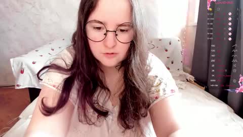 Snapshot of alice_allens chatting on March 2026 06:38:02 AM Alice online show from March 2026 06:38:02 AM