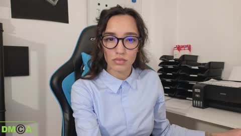 Snapshot of alice_bane chatting on January 2025 03:33:02 PM A R Y A T I A online show from January 2025 03:33:02 PM