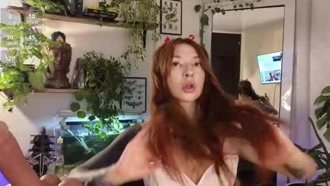 Alicia online show from November 2025 11:59:02 PM