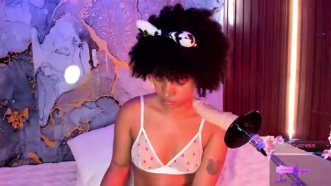 Mey online show from September 2025 09:41:02 PM