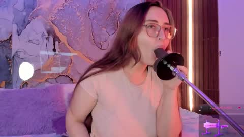 Mey online show from October 2025 11:07:01 PM