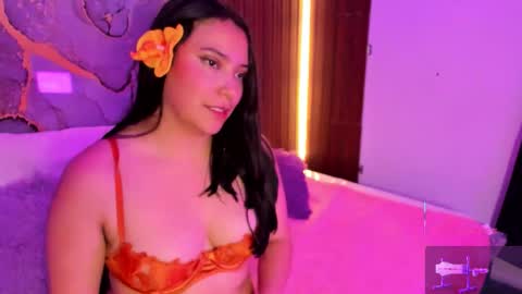 Mey online show from November 2025 05:37:02 PM