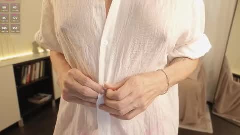 alice_eva online show from October 2025 12:24:02 PM