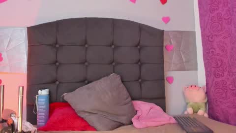  Alice Evans online show from March 2025 07:47:02 AM