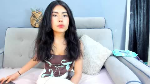  Alice Evans online show from February 2026 06:25:01 PM