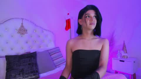 Snapshot of alice_graay_ chatting on December 2024 06:46:02 AM Alice Graay online show from December 2024 06:46:02 AM