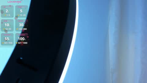 Snapshot of alice_jenner_ chatting on January 2025 06:07:01 AM Alice online show from January 2025 06:07:01 AM