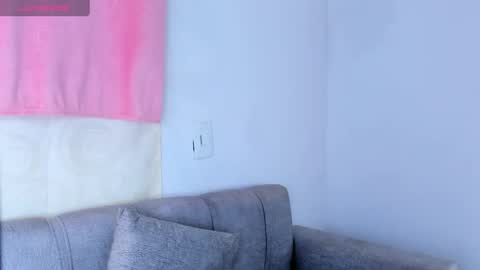 Snapshot of alice_jenner_ chatting on February 2025 04:03:02 AM Alice online show from February 2025 04:03:02 AM