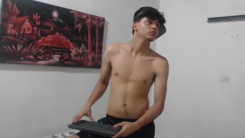 Snapshot of alice_julls chatting on September 2025 07:52:01 PM alice online show from September 2025 07:52:01 PM