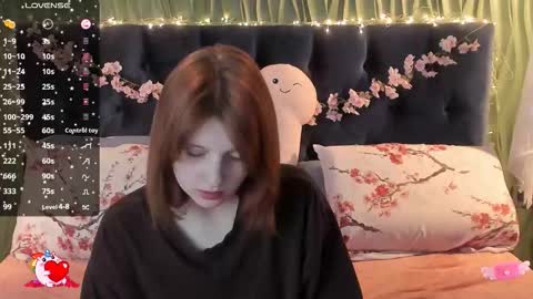 Snapshot of alice_langley chatting on November 2025 11:23:02 AM Alice 3 online show from November 2025 11:23:02 AM