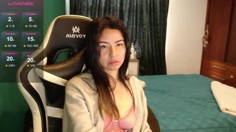 Snapshot of alice_middle01 chatting on April 2026 02:46:02 PM Alice online show from April 2026 02:46:02 PM