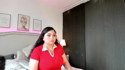 alice_millss online show from February 2026 01:20:01 PM