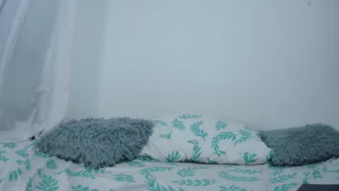 Snapshot of alice_paola chatting on October 2025 09:45:01 PM alice_paola online show from October 2025 09:45:01 PM