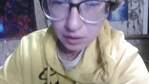 Snapshot of alice_peach chatting on October 2025 03:44:02 PM bigclit daddy squirt bigdildo fit online show from October 2025 03:44:02 PM