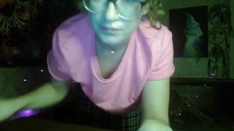 Snapshot of alice_peach chatting on October 2025 10:55:01 AM bigclit daddy squirt bigdildo fit online show from October 2025 10:55:01 AM