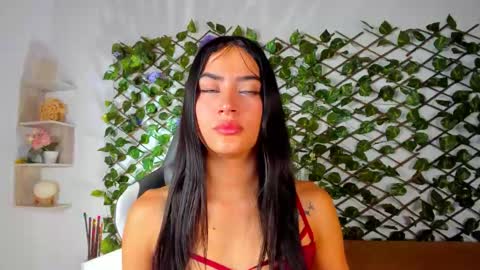 alice_rous21 online show from September 2025 01:35:02 PM