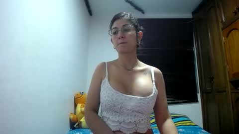 Alice shy online show from December 2025 09:29:02 AM