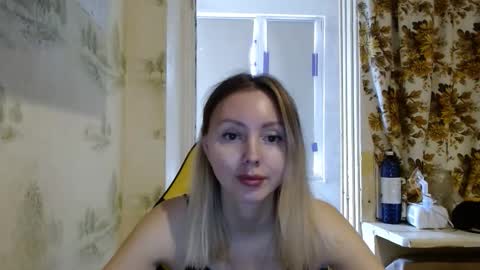 Snapshot of alice_smiles chatting on March 2026 10:29:01 AM Alice smiles online show from March 2026 10:29:01 AM