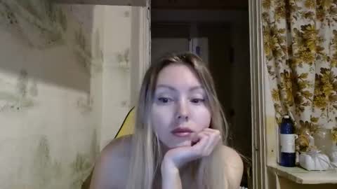 Snapshot of alice_smiles chatting on March 2026 10:35:01 PM Alice smiles online show from March 2026 10:35:01 PM