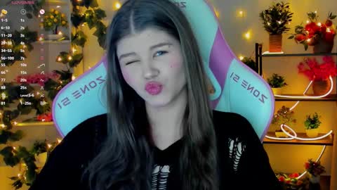 Snapshot of alice_tails chatting on October 2025 10:32:02 PM Alice online show from October 2025 10:32:02 PM