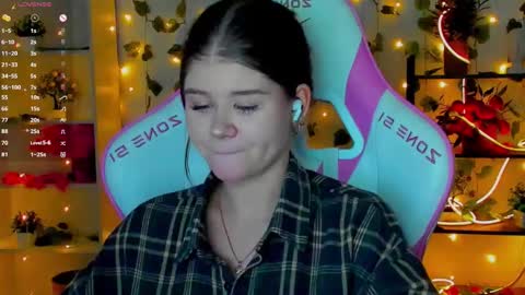 Alice online show from November 2025 02:49:02 PM