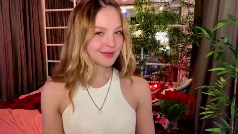 Alice  online show from March 2025 09:04:01 PM