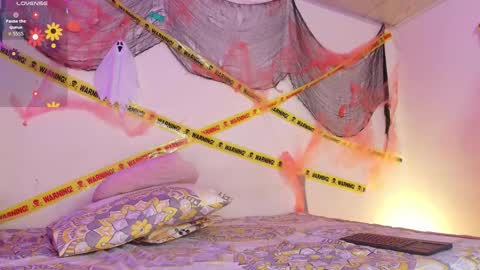 Snapshot of alice_twerk chatting on October 2025 09:45:01 PM Alice online show from October 2025 09:45:01 PM