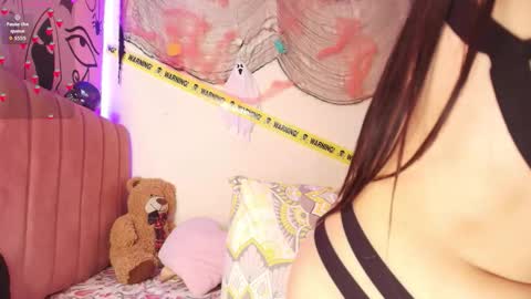 Snapshot of alice_twerk chatting on October 2025 03:46:02 PM Alice online show from October 2025 03:46:02 PM