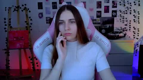 Snapshot of alicecharmy chatting on October 2025 07:00:02 AM alicecharmy online show from October 2025 07:00:02 AM