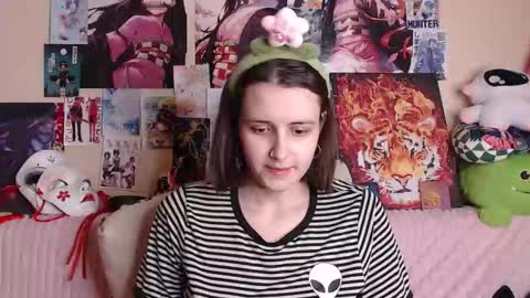 Snapshot of alicechio chatting on November 2025 05:00:01 PM alice online show from November 2025 05:00:01 PM