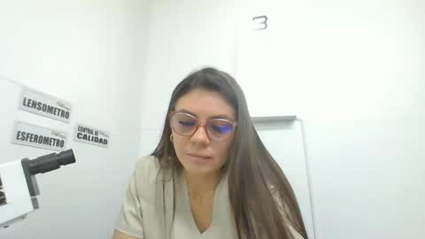 Snapshot of alicee16 chatting on January 2025 04:57:01 PM alicee16 online show from January 2025 04:57:01 PM