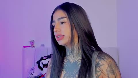 Snapshot of alicee_0 chatting on September 2025 06:02:02 PM Alice online show from September 2025 06:02:02 PM