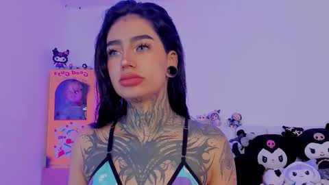 Snapshot of alicee_0 chatting on October 2025 04:41:01 PM Alice online show from October 2025 04:41:01 PM