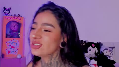 Snapshot of alicee_0 chatting on November 2025 05:24:02 PM Alice online show from November 2025 05:24:02 PM