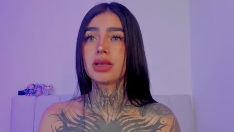 Snapshot of alicee_0 chatting on November 2025 07:14:01 PM Alice online show from November 2025 07:14:01 PM