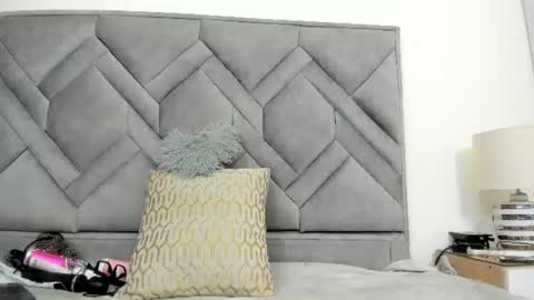 Alicee online show from July 2026 01:42:01 PM