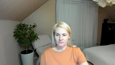 Alicee online show from January 2025 07:32:01 PM
