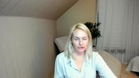 Alicee online show from January 2025 07:32:01 PM