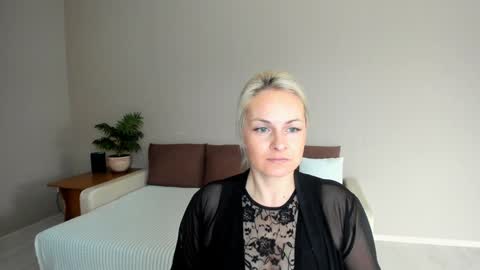Alicee online show from January 2025 09:15:01 AM